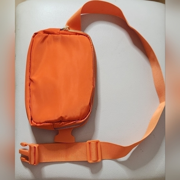 Waist pack bag chest bag - Picture 2 of 5